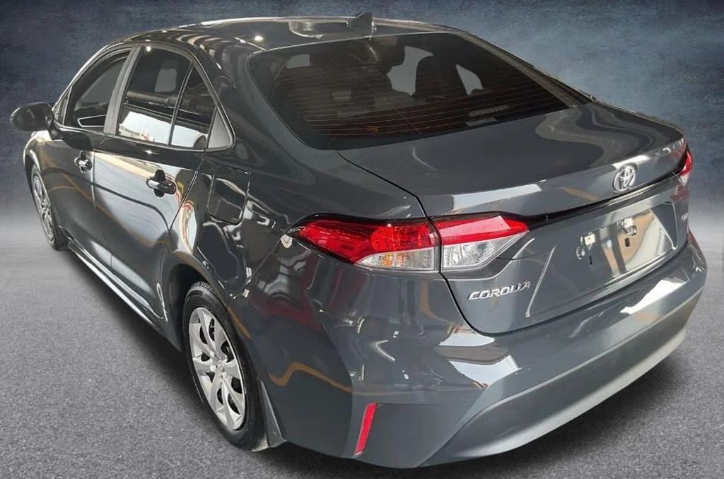Used 2025  Toyota LE image 3