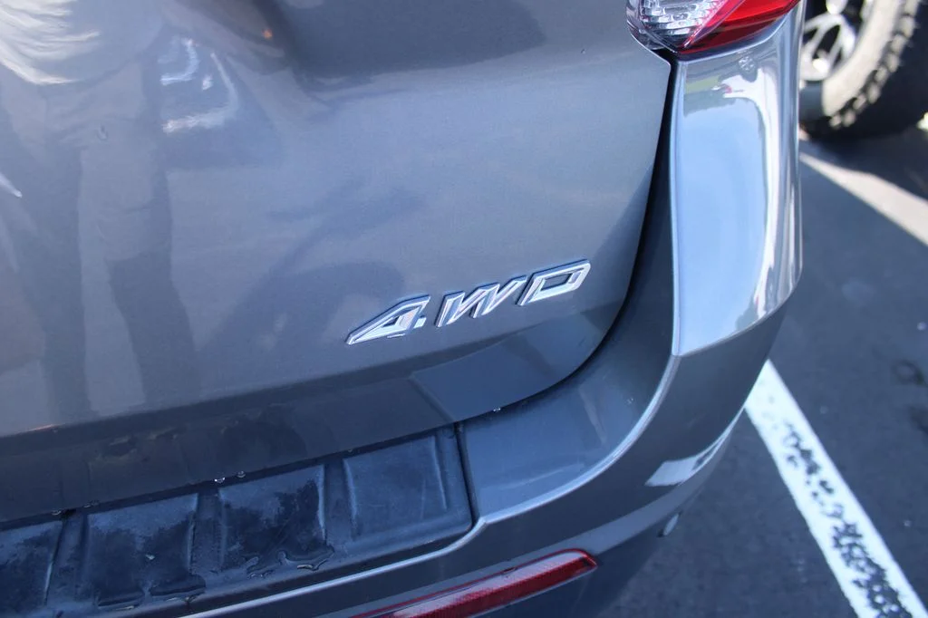 Used 2021 Gray Metallic Ford XLT image 6
