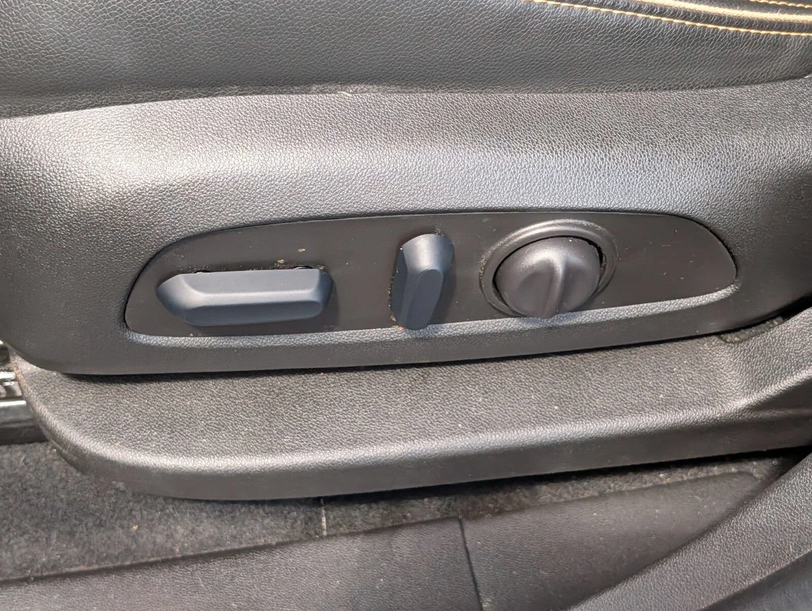2024 GMC Terrain AT4 - Photo 27
