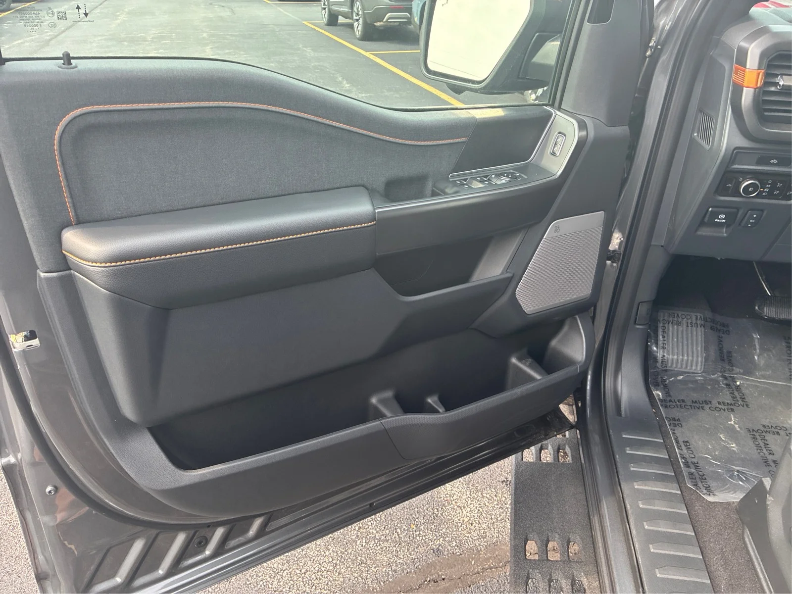New 2026 Carbonized Gray Metallic Ford Tremor® image 18