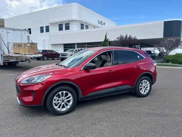 Used 2022 Red Metallic Ford SE Hybrid image 2