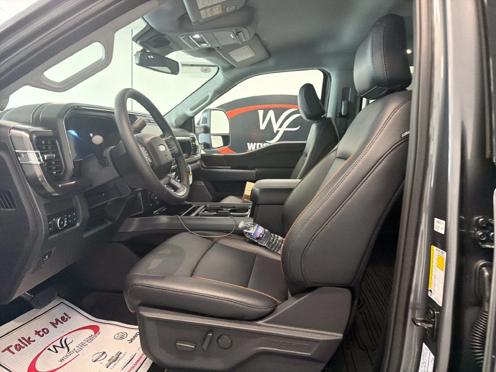 New 2027 Gray Ford Lariat image 10