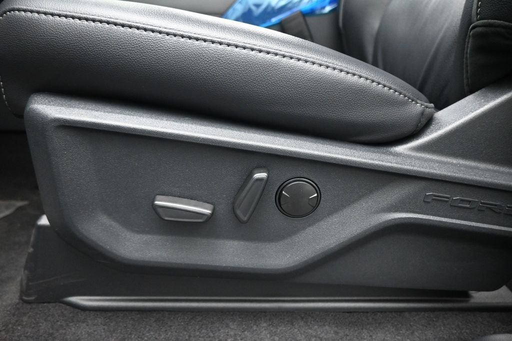 New 2026 Avalanche Ford Lariat image 10