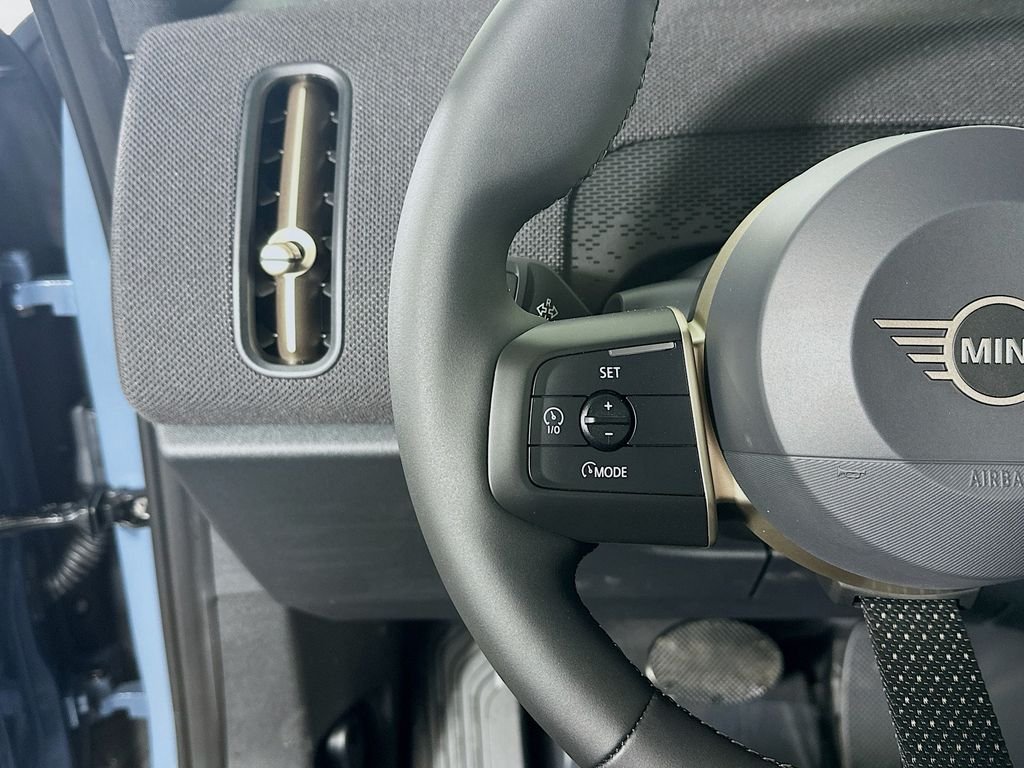 2026 MINI Countryman SE - Photo 13
