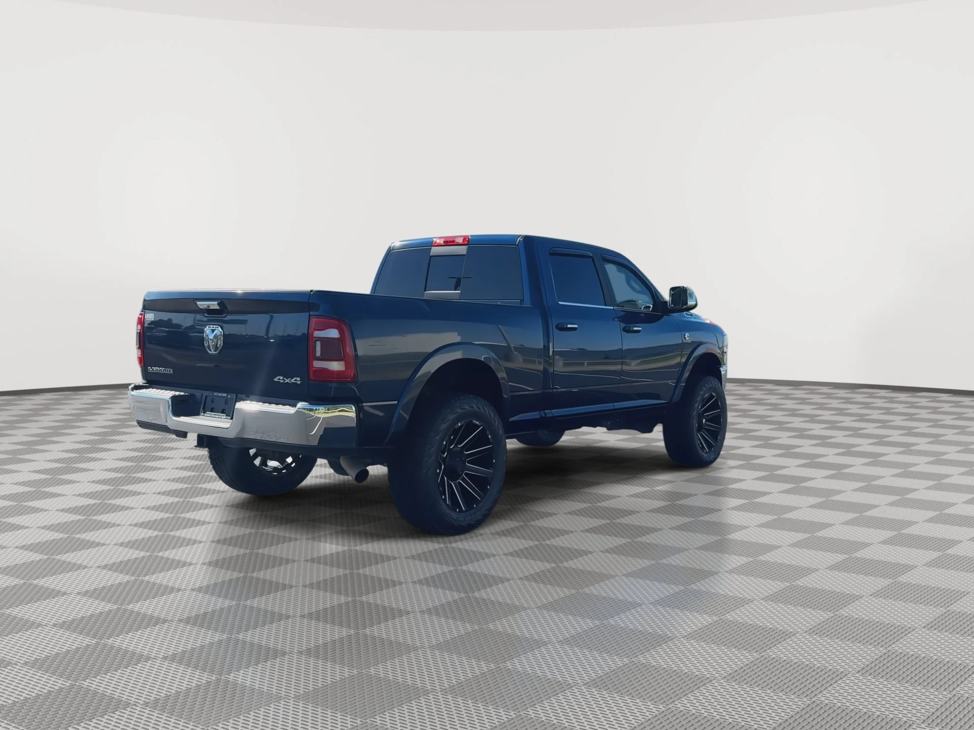 Certified Used 2021 Patriot Blue Pearlcoat Ram Laramie image 8