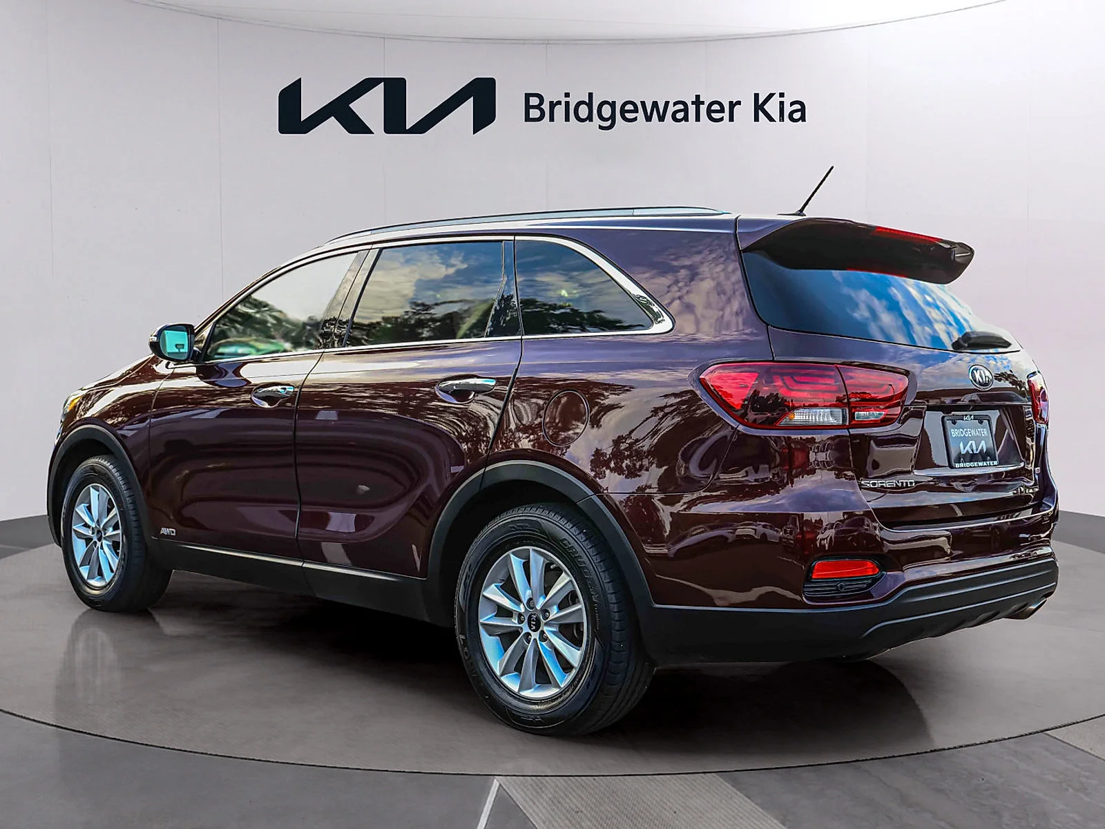 Certified Used 2020 Sangria Kia LX image 4