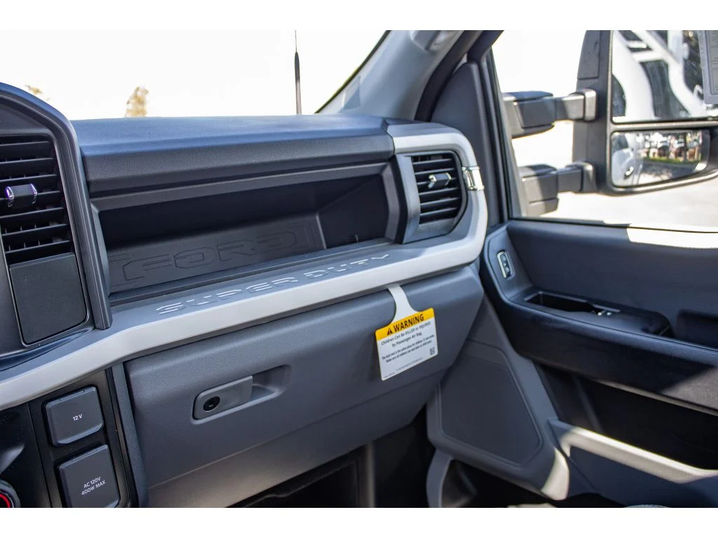 New 2026 OXFORD WHITE Ford XL image 42