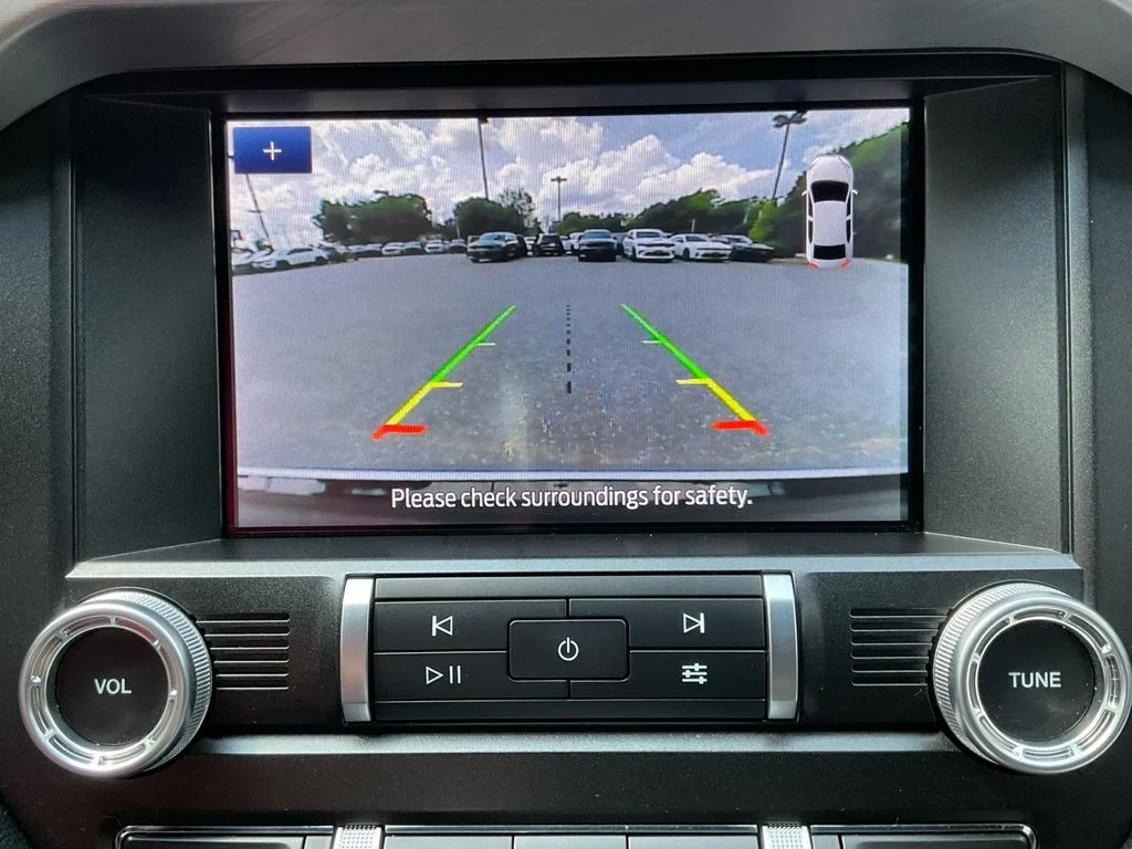 Used 2023 Silver Ford GT Premium image 21