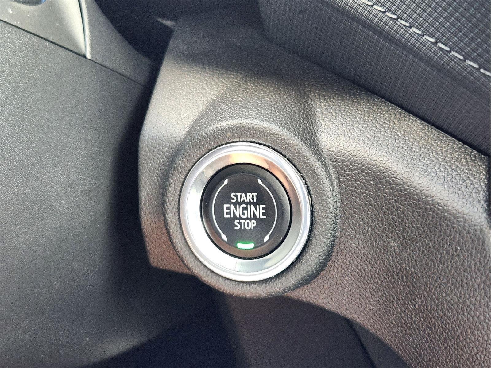 Used 2022 Summit White Chevrolet LT image 20