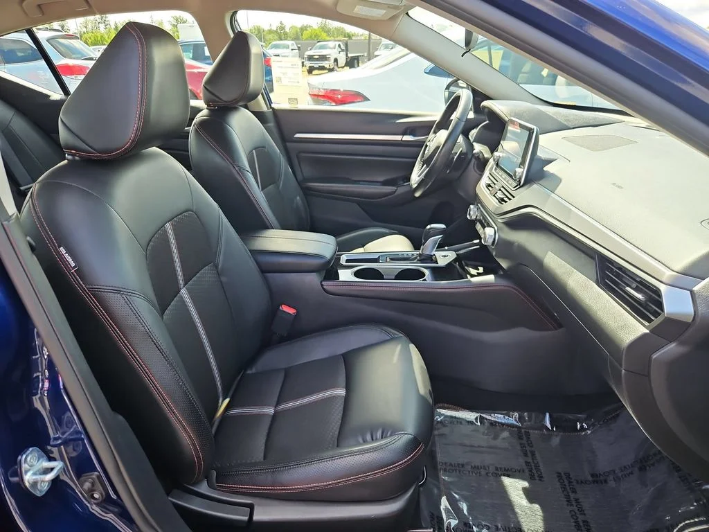 Used 2024 Deep Blue Pearl Nissan 2.5 SR image 28