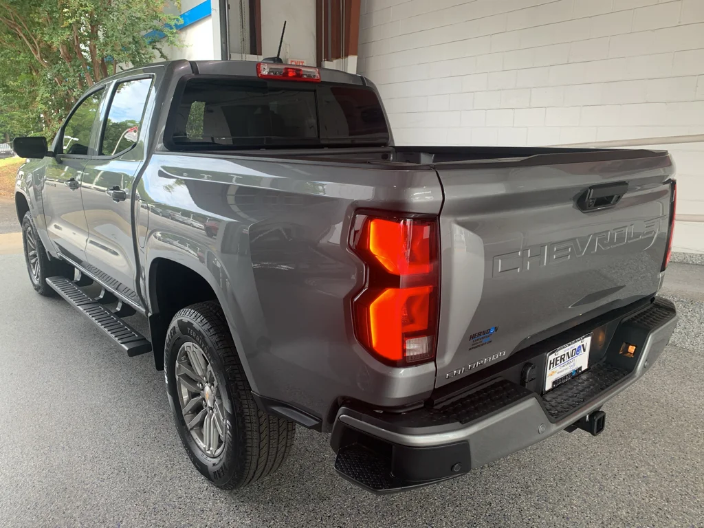 New 2026 Sterling Gray Metallic Chevrolet LT image 7