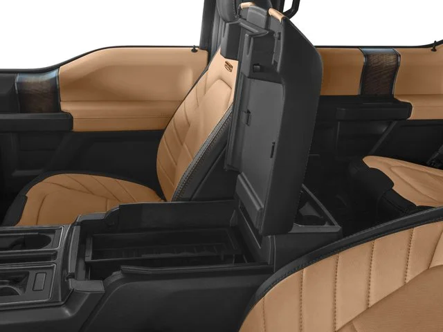 Used 2017  Ford  image 15