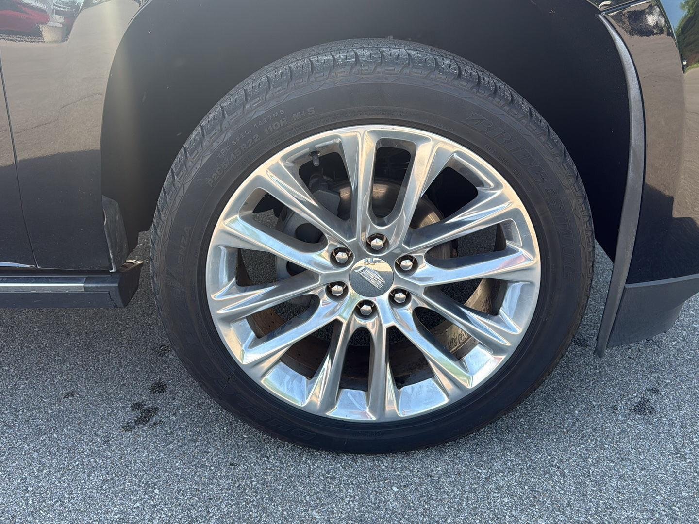 Used 2019 BLACK RAVEN Cadillac Premium Luxury image 17