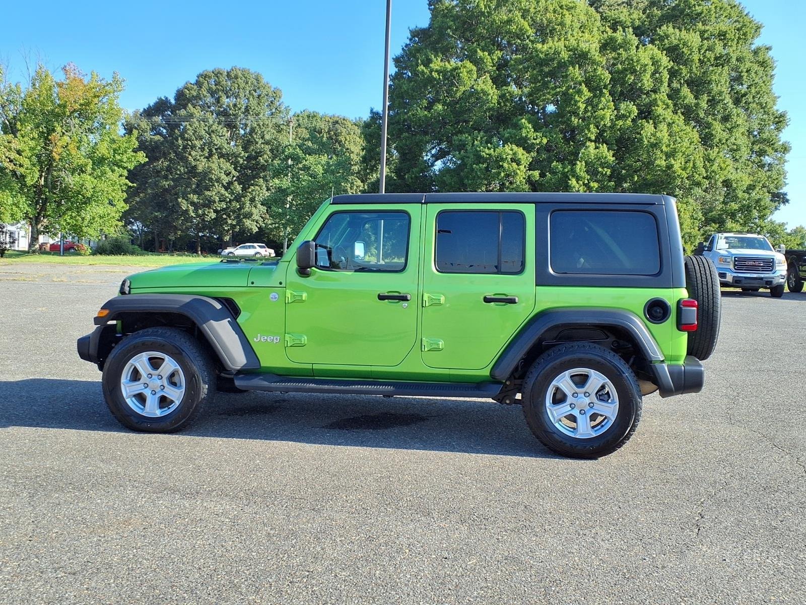 Used 2019 Mojito! Clearcoat Jeep Sport S image 3