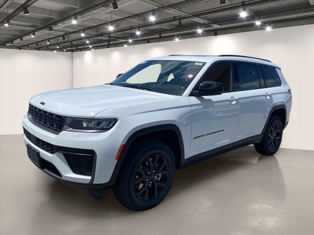 New 2026 Bright White Clear-Coat Exterior Paint Jeep Altitude image 2