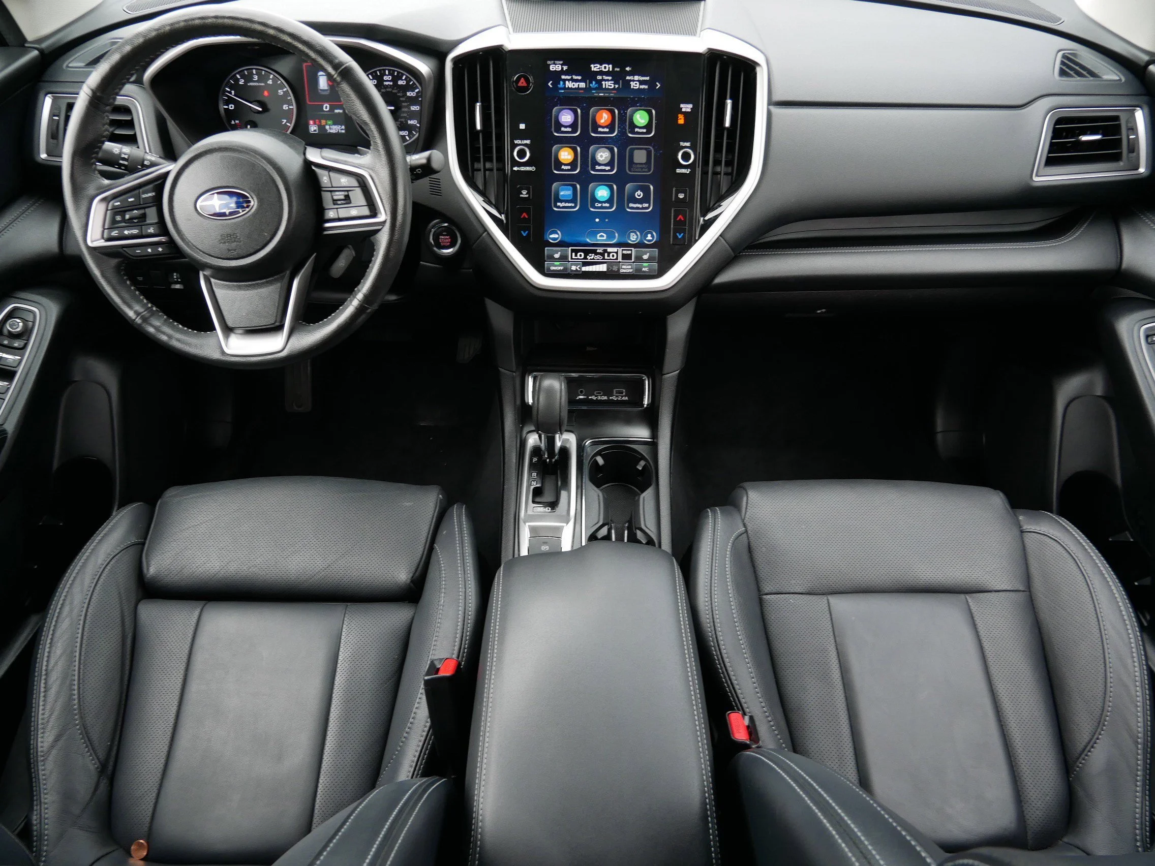 Used 2023 Crystal White Pearl Subaru Limited image 10