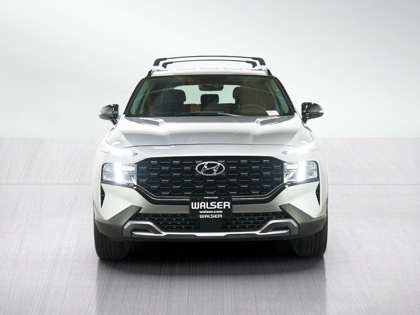 Used 2023 Shimmering Silver Pearl Hyundai XRT AWD image 8