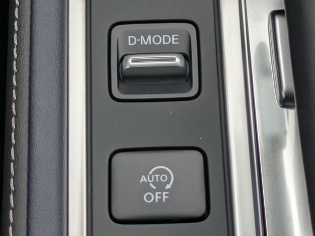 New 2026 RADIANT WHITE INFINITI Sport AWD image 27