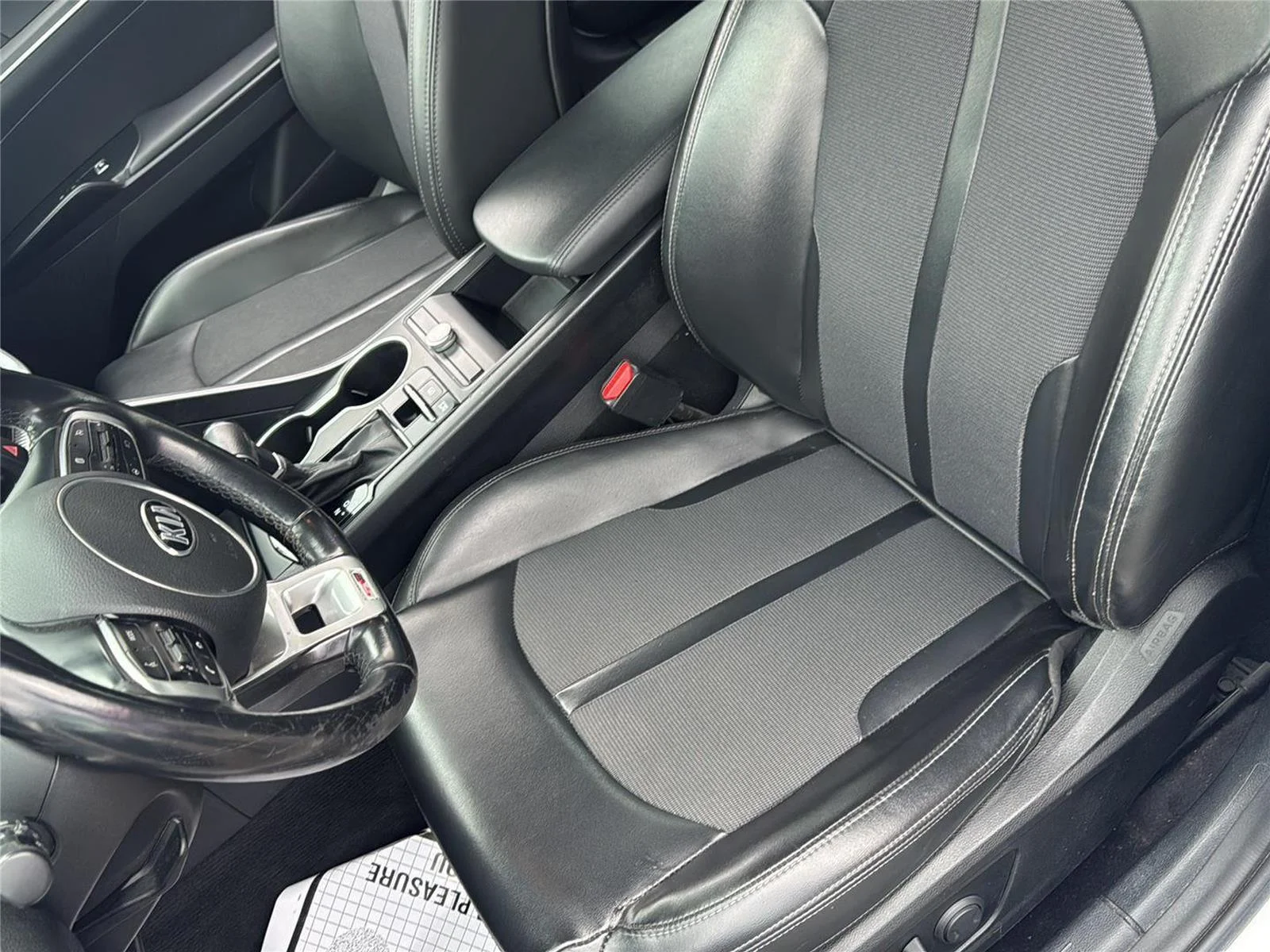 Used 2021 Glacial White Pearl Kia GT-Line image 17