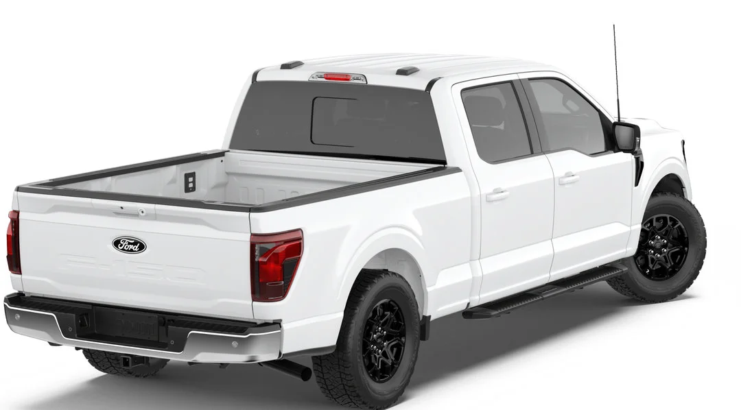 New 2026 OXFORD WHITE Ford XLT image 3