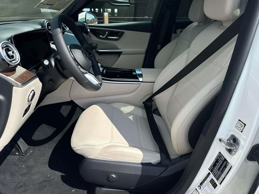 Certified Used 2026 White Mercedes-Benz GLC 300 image 9
