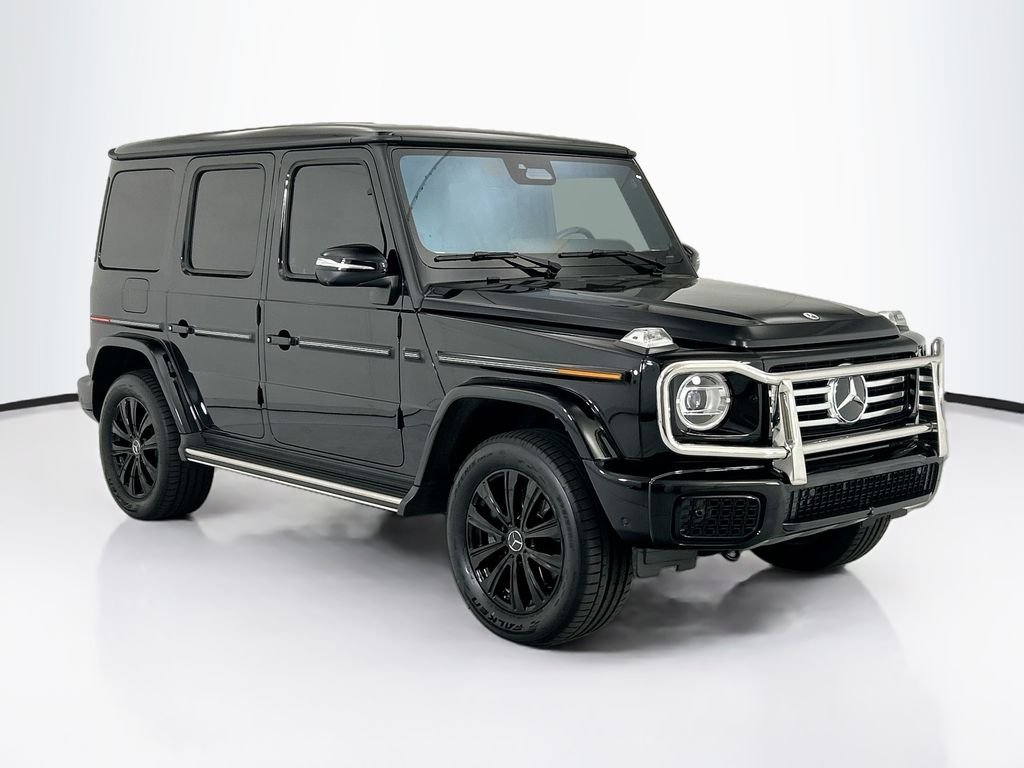 Used 2025  Mercedes-Benz G 550 image 3