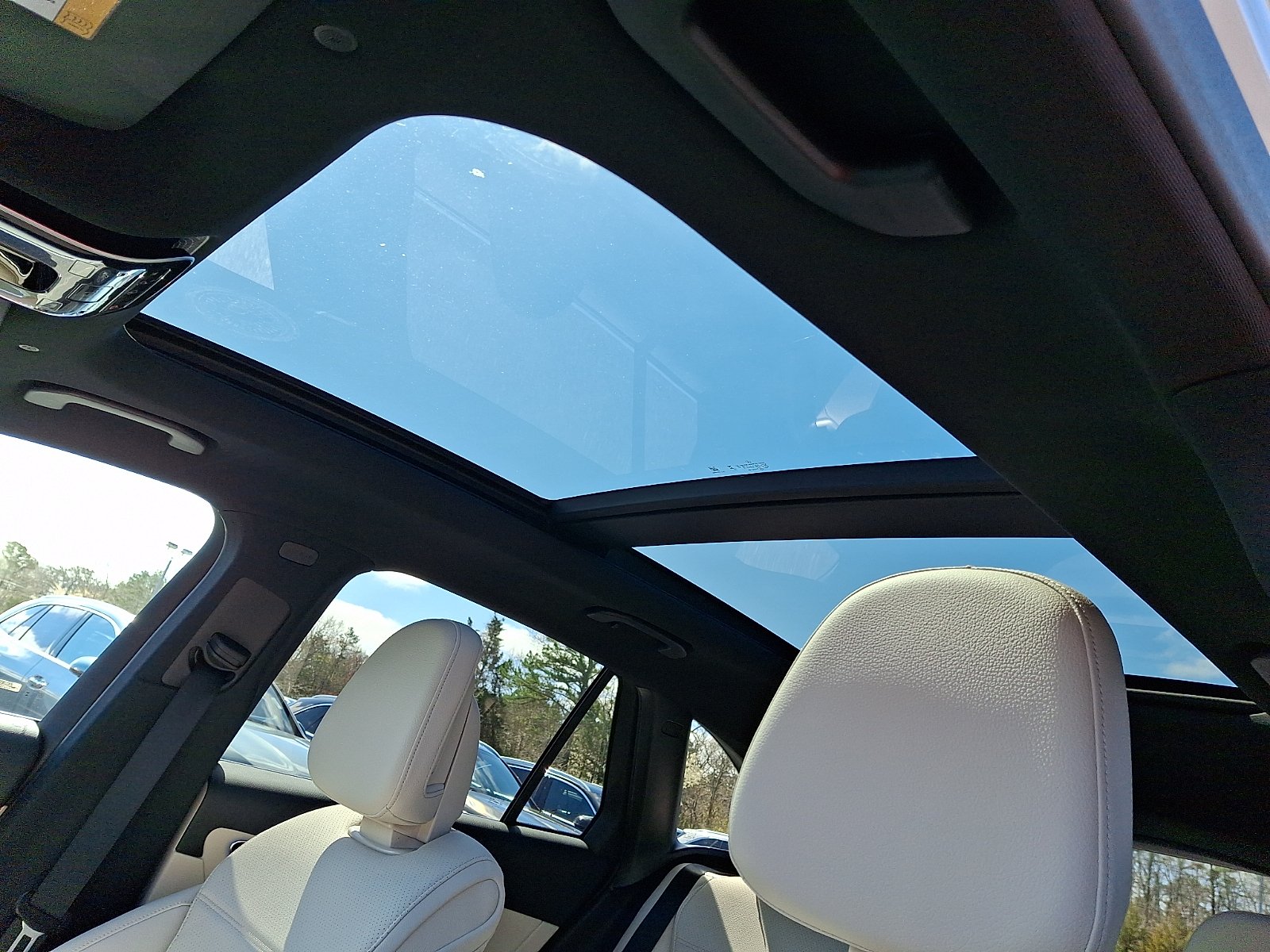 Certified Used 2026 Cirrus Silver Metallic - 922 Mercedes-Benz  image 9
