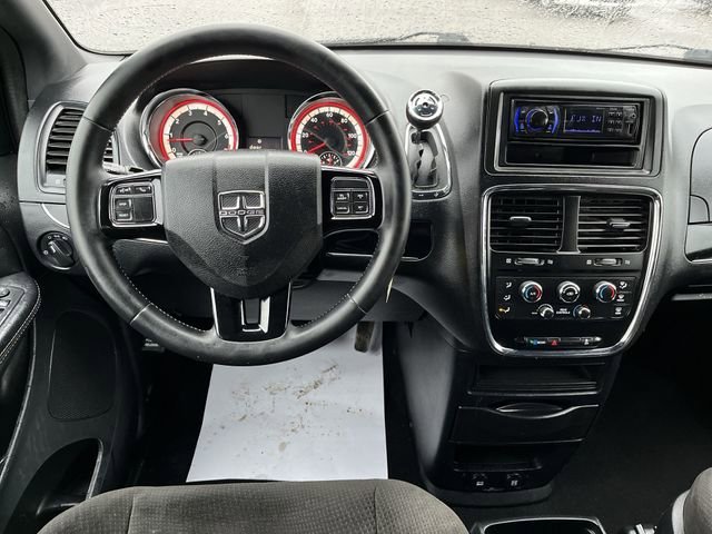Used 2016  Dodge SE Plus image 12