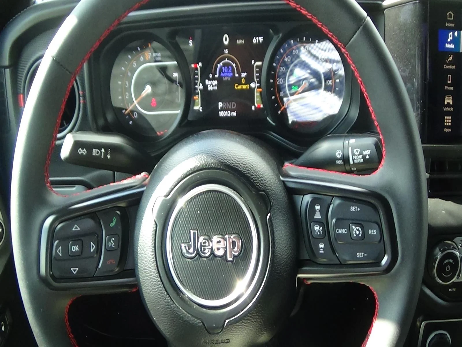 Used 2024 Hydro Blue Pearl Coat (pbj) Jeep Rubicon image 18