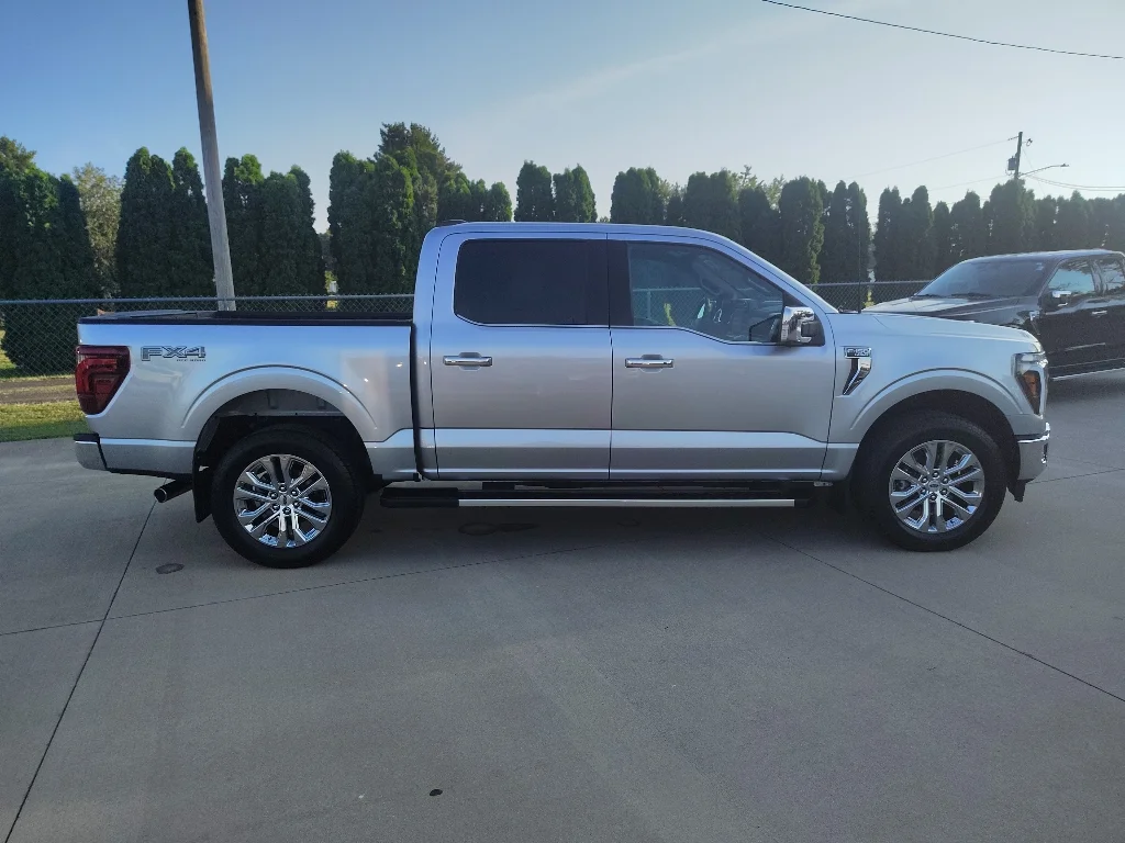 Used 2024 Iconic Silver Metallic Ford LARIAT image 3