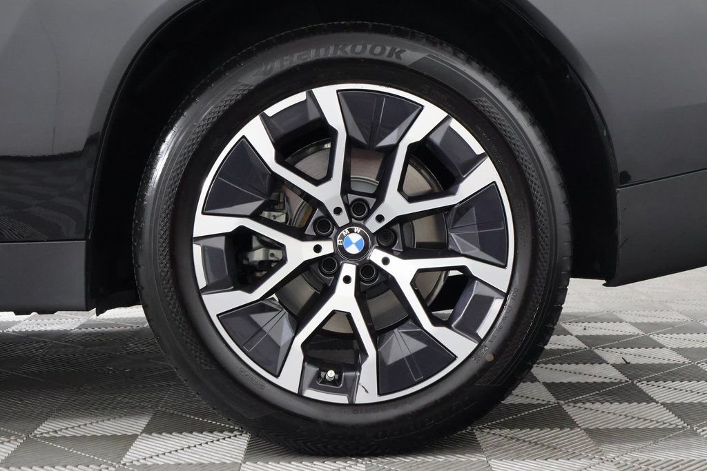 Certified Used 2026 Black Sapphire Metallic BMW 30 xDrive image 16