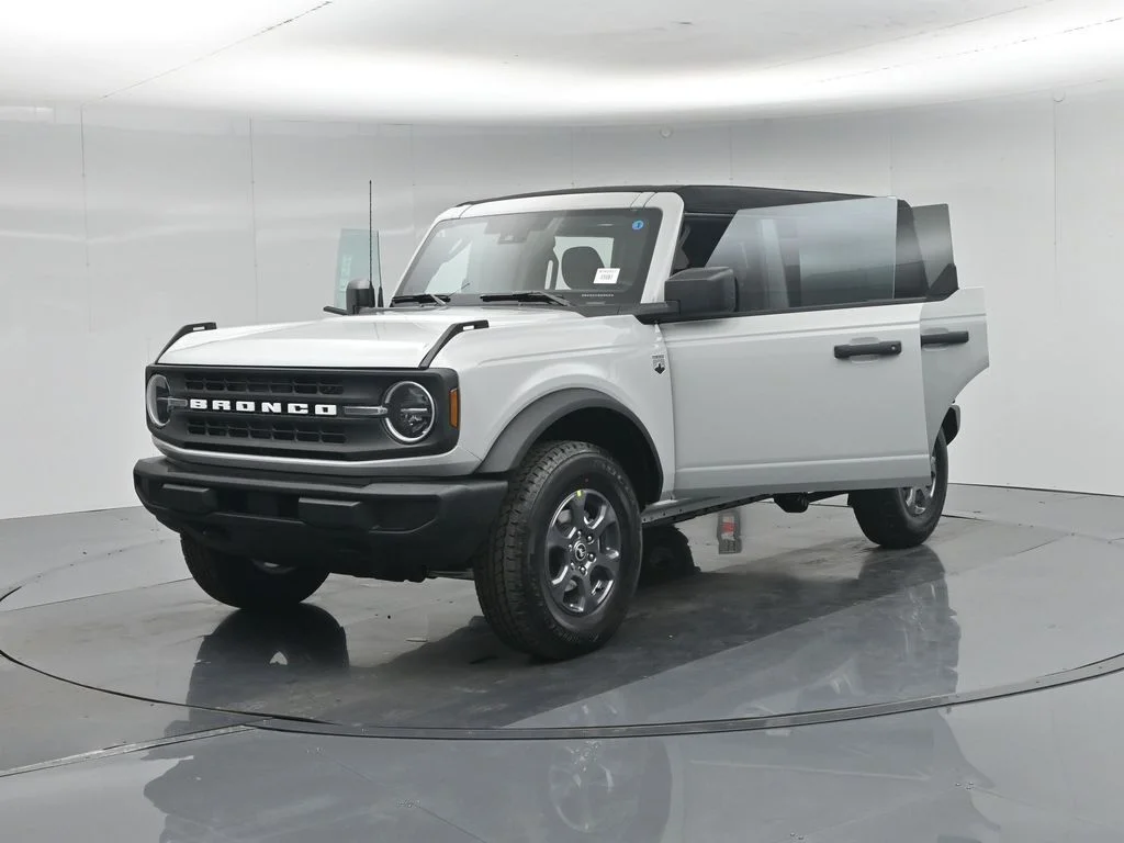 New 2026 Avalanche Gray Ford Big Bend image 28