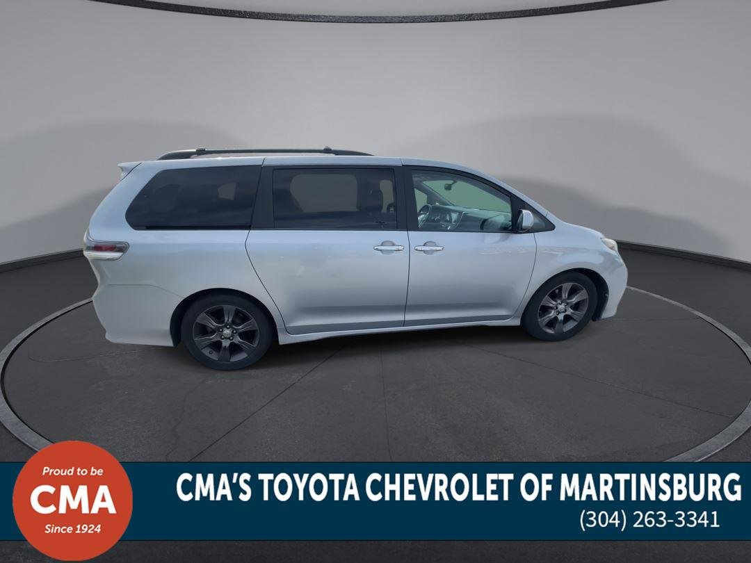Used 2015 Silver Sky Metallic Toyota SE image 9