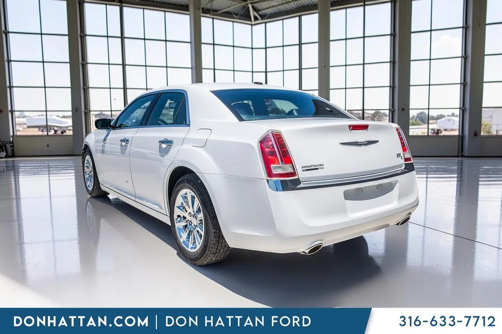 Used 2014 White Chrysler C image 34