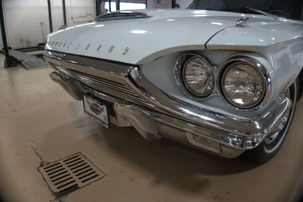 Used 1964 Light blue Ford  image 10