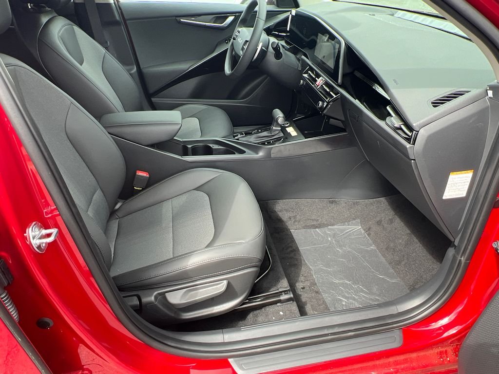 Used 2025 Red Kia EX image 13
