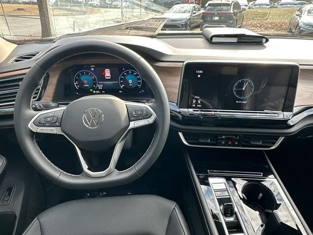 New 2026 Avocado Green Pearl Volkswagen 2.0T SE W/TECHNOLOGY image 23