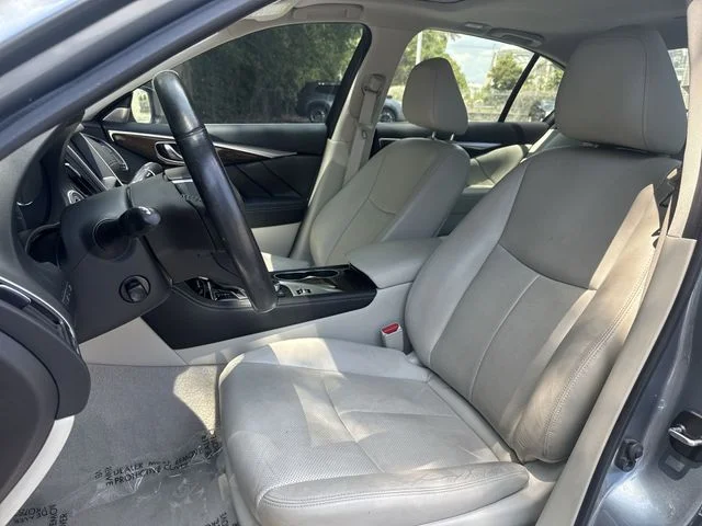 Used 2018 Blue INFINITI 3.0t LUXE image 15