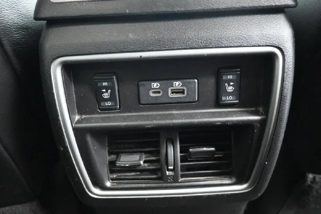 Used 2020 Deep Blue Pearl Nissan SL image 9