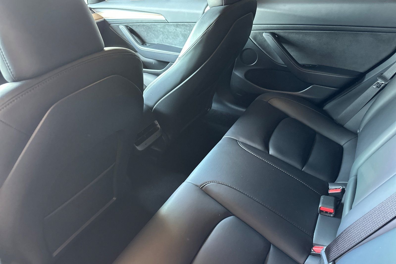 Used 2023  Tesla Performance image 12