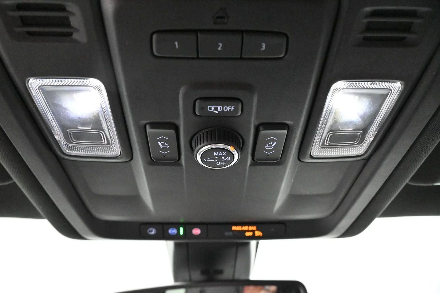 Used 2021 BLACK Chevrolet Premier image 30