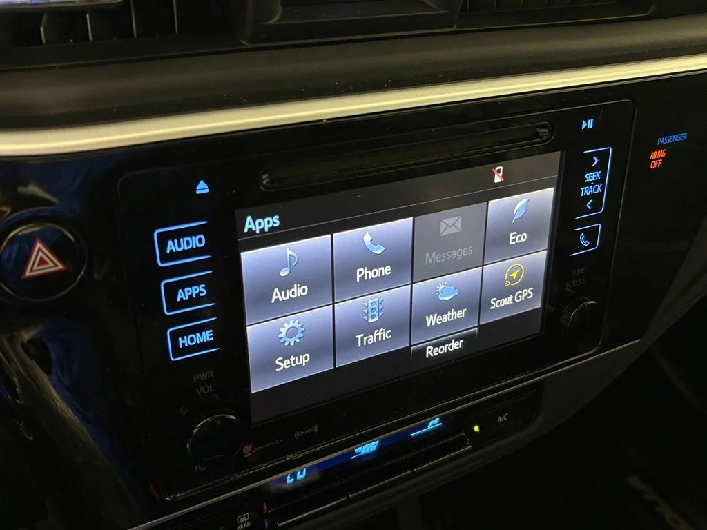 Used 2018 Gray Toyota SE image 23