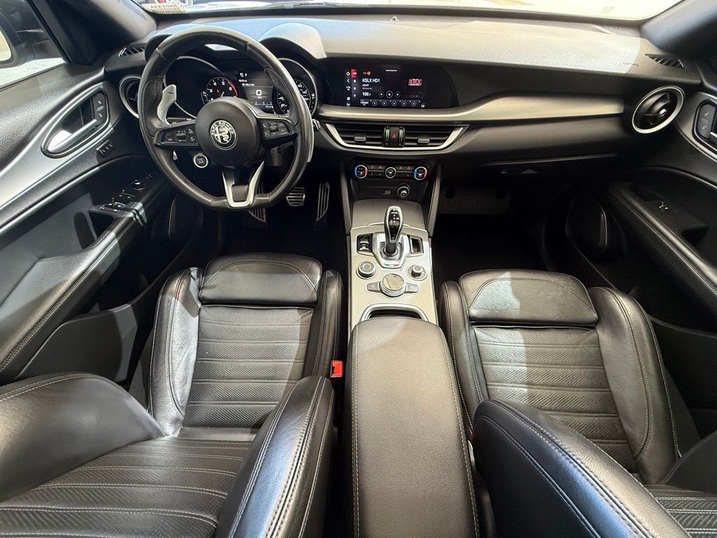 Used 2021 Silverstone Gray Metallic Alfa Romeo Ti Sport image 27