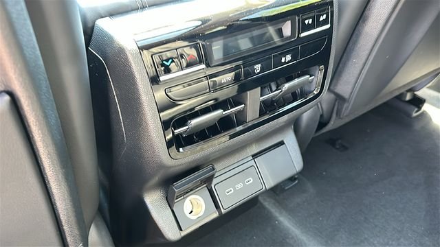 New 2026 Platinum White Pearl Acura Technology Package image 26