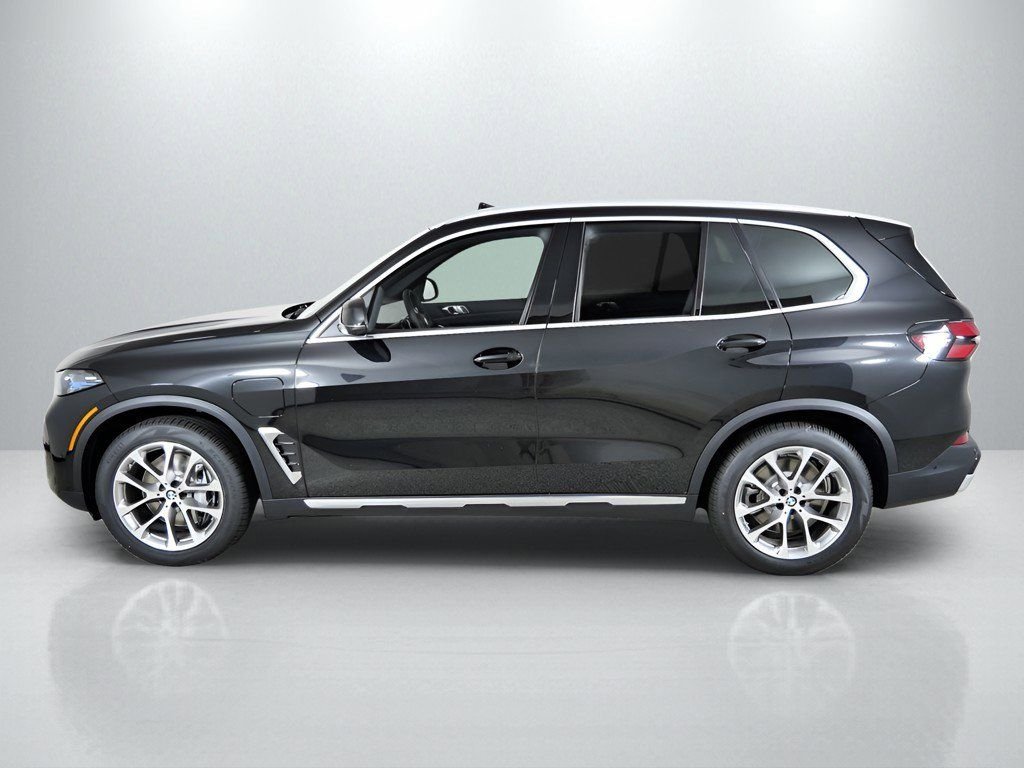Used 2026 Black Sapphire Metallic BMW xDrive50e image 16
