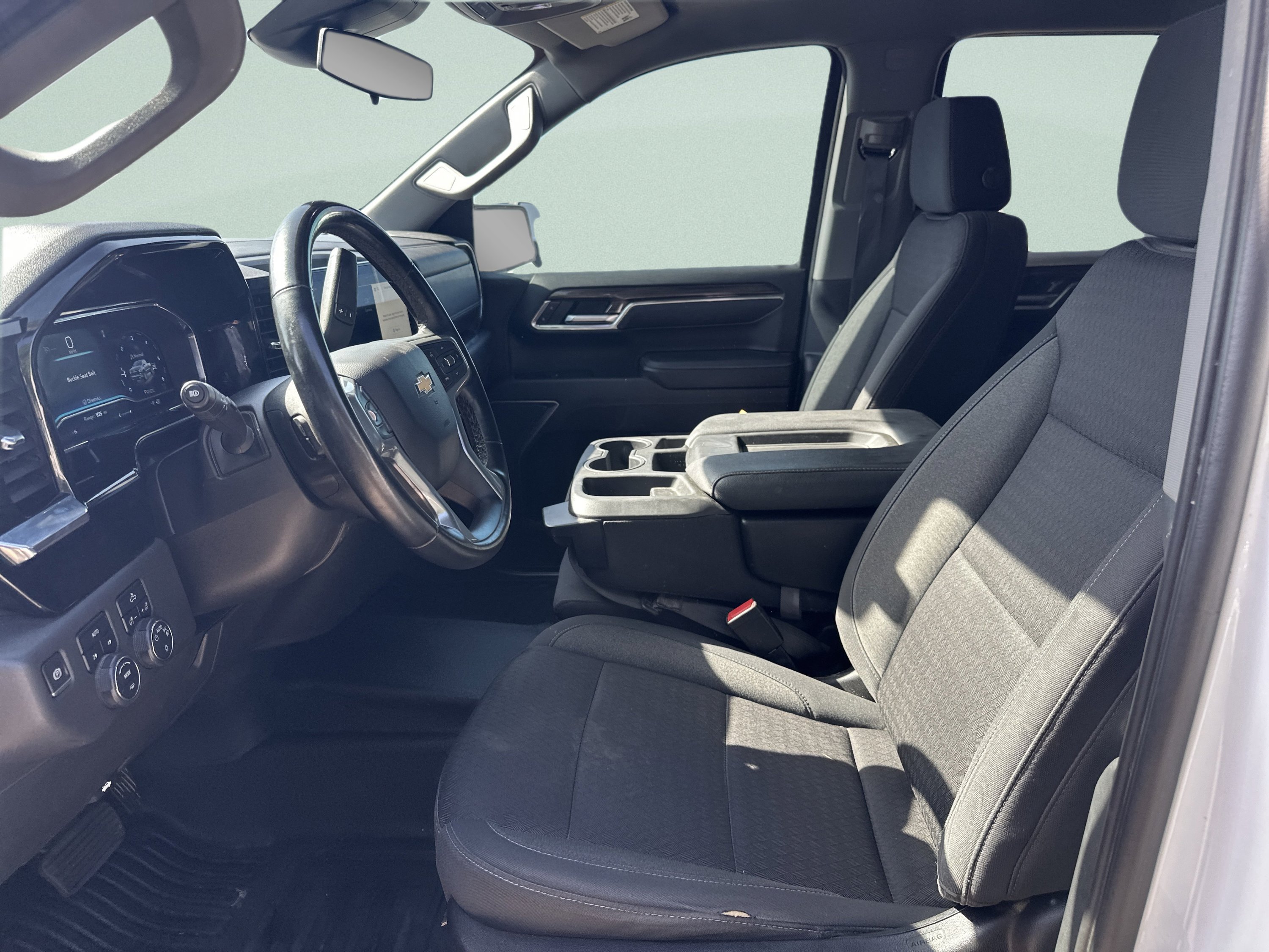 Used 2023 Summit White Chevrolet LT image 10