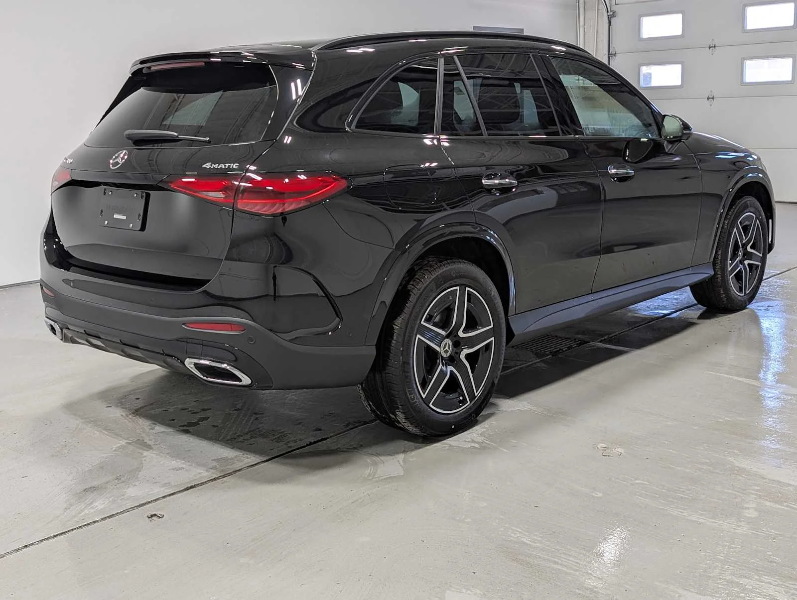 Certified Used 2026 Obsidian Black Metallic Mercedes-Benz GLC 300 image 7