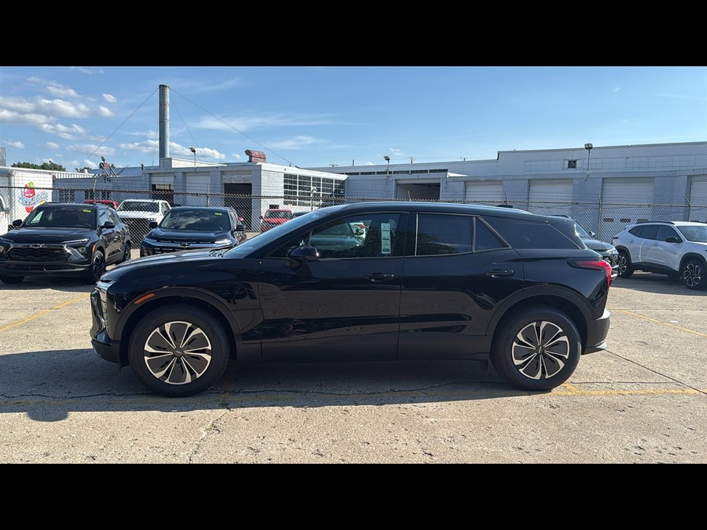 2025 Chevrolet Blazer EV LT - Photo 3