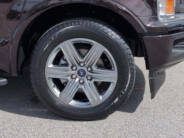 Used 2018 Red Ford XLT image 11