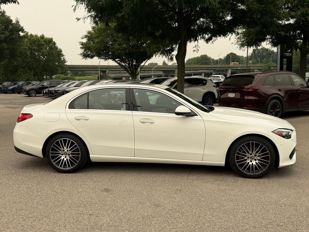 Used 2024  Mercedes-Benz C 300 image 11